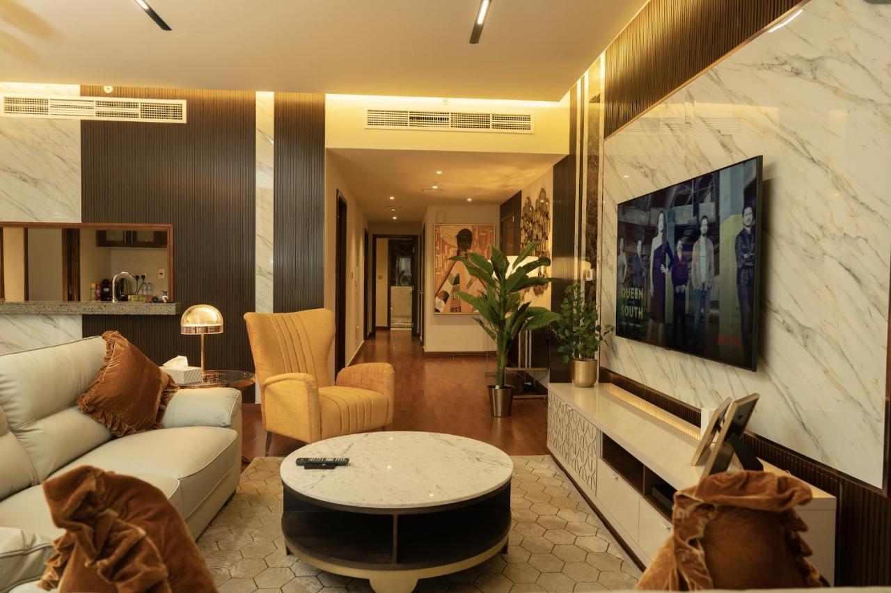 Luxury 3 Bedroom - Direct View To Burj Khalifa Dubai Exterior photo